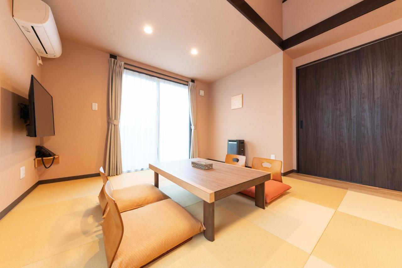 スタジオーネ 箱根強羅 East - Stagione Hakone Gora East Apartment Екстериор снимка